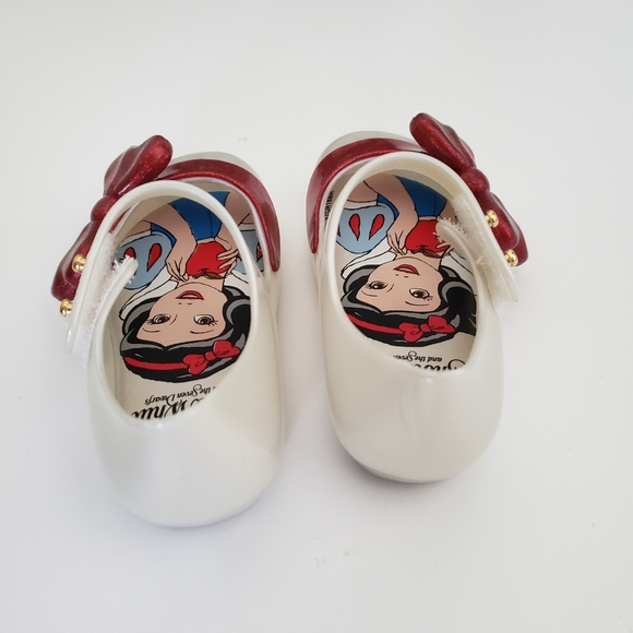 Mini Melissa Ultragirl + Snow White Mary Janes